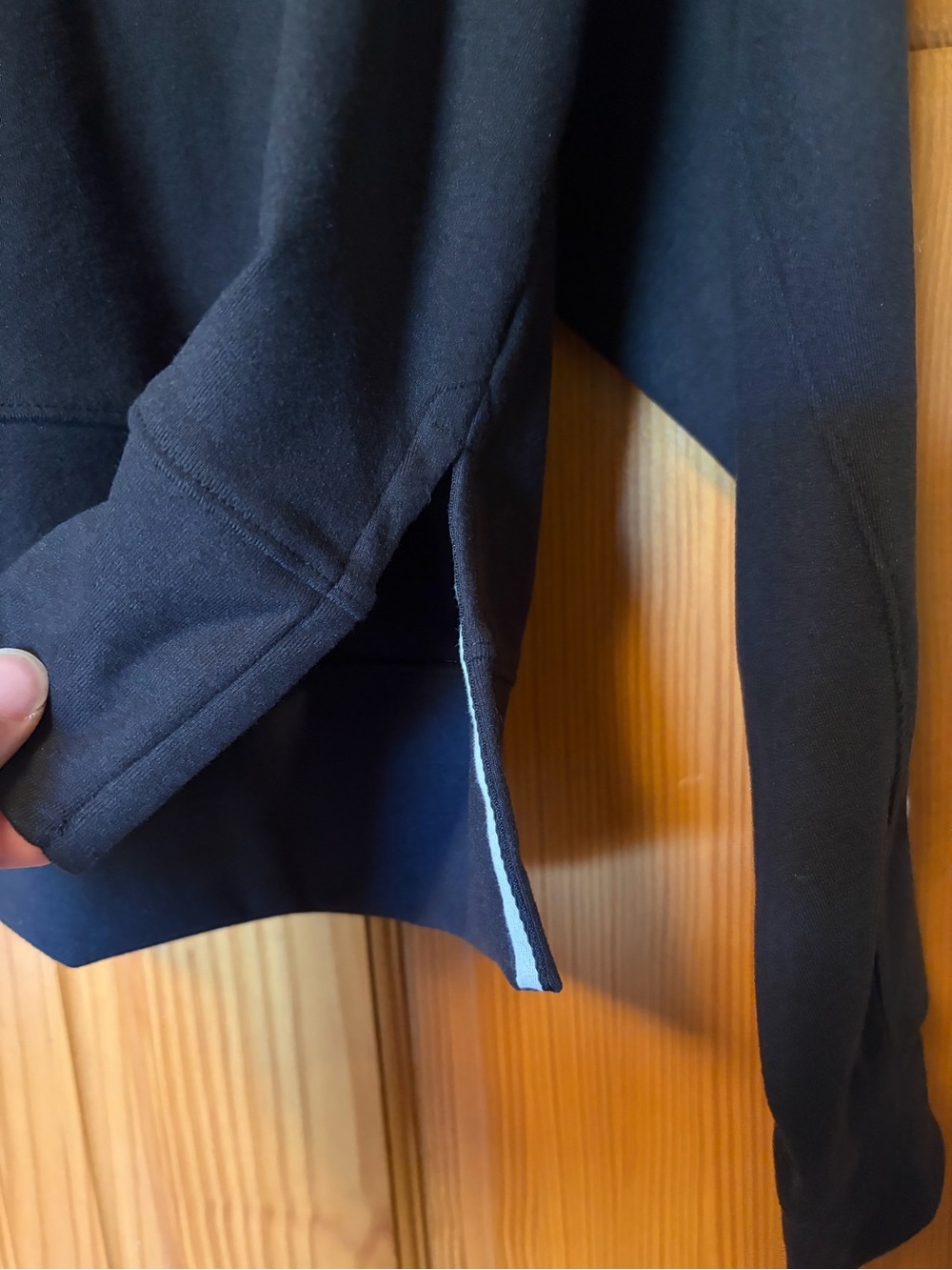 Wake Forest Champion Black Hoodie Sweatshirt - Picture 6 of 7